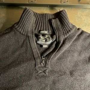 American eagle outfitter classic fit large blue sweater